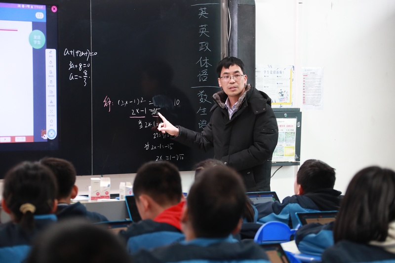 AM8I4979 - 副本.JPG