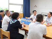 市领导来校调研