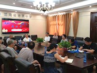 学校召开庆祝“八一”建军节座谈会