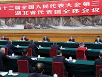 习近平：整体谋划系统重塑全面提升 织牢织密公共卫生防护网