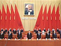 习近平：坚持用马克思主义及其中国化创新理论武装全党