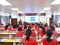 凝心聚力提质量，实干笃行创辉煌——我校召开初三年级经验交流暨全体教师大会