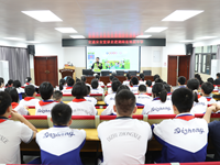 交通安全进校园 护航学生平安路——我校开展交通安全宣传进校园活动