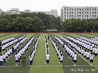 军训正当时，青春洒汗水　——银河国际2024级高一、初一军训开营